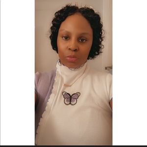 Meet your Posher, Keisha